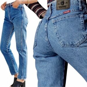 Vintage 90’s Wrangler Distressed High Rise Mom Blue Jeans Waist‎ 31